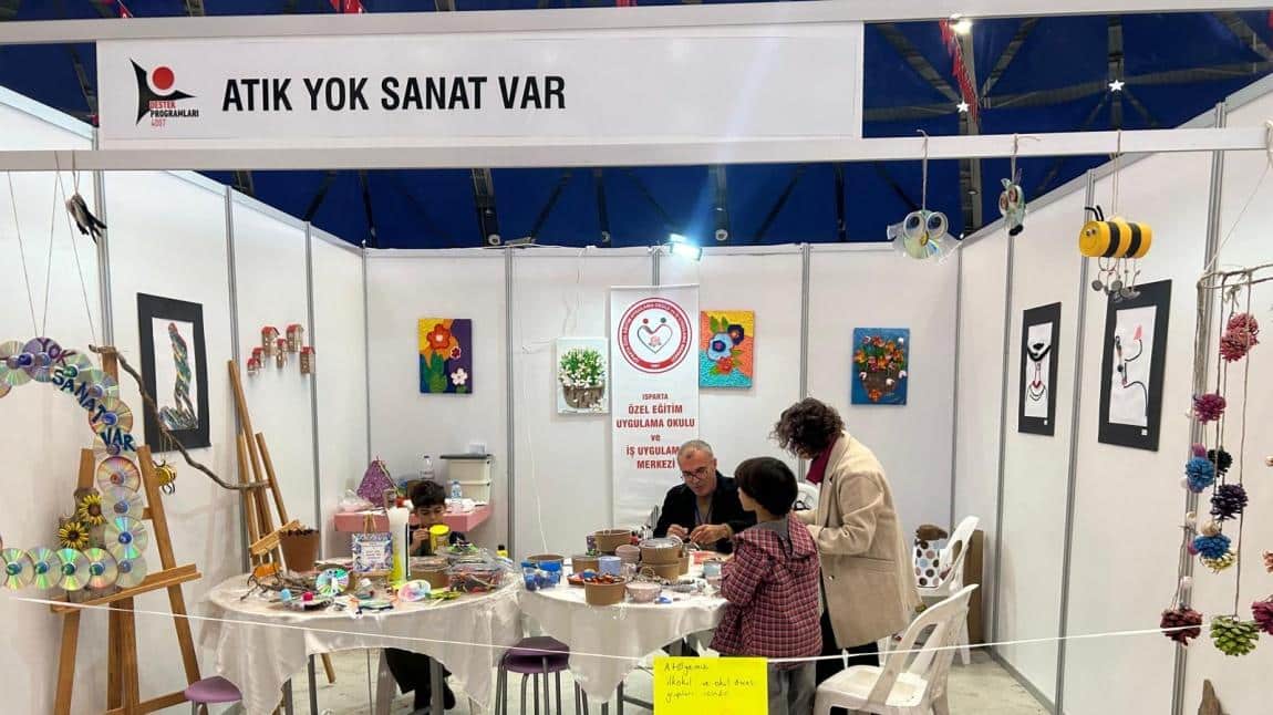 TÜBİTAK 4007 A Katagorisi Büyük Ölçekli Bilim Şenliği Bilimin Işığında Parlayanlar II Projesinde Okulumuz 